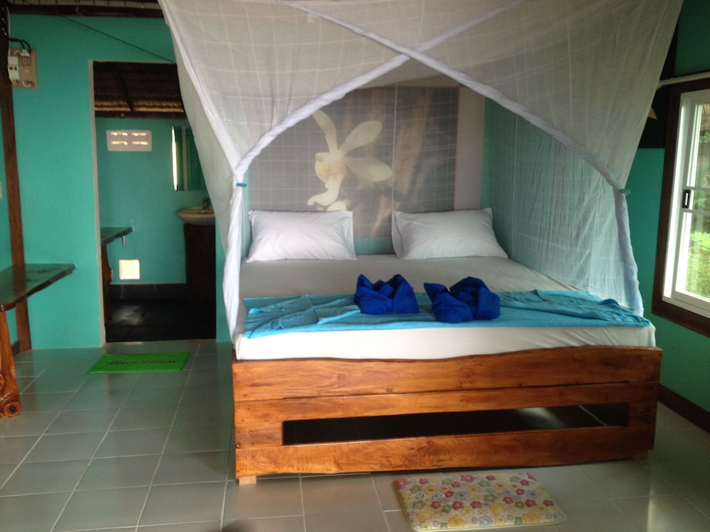 Freeda Resort Koh Jum 9/20