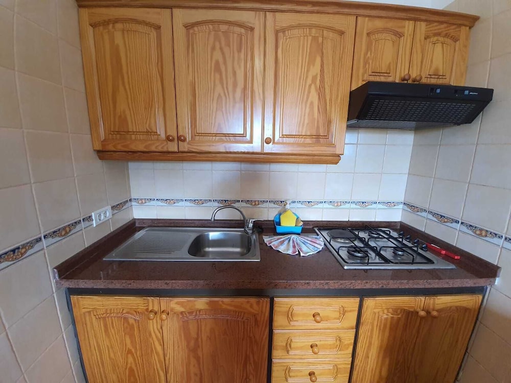 CASAS RURALES AMPARO LAS HAYAS 8/49