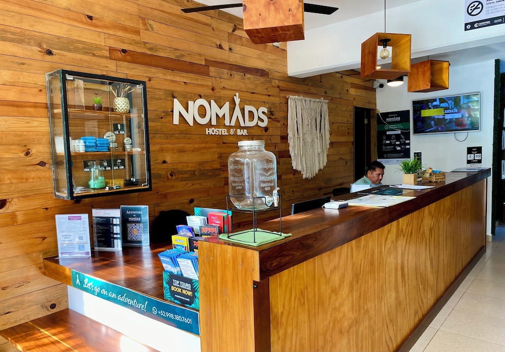 Nomads Hotel Hostel And Bar 4/55