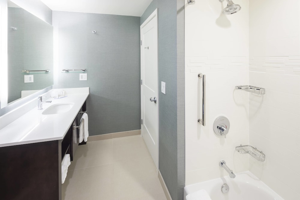 Residence Inn Near Universal Orlando 10/48