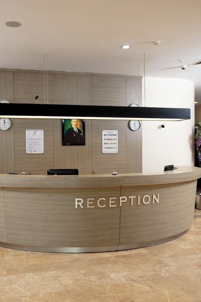 Sen Hotel 8/49