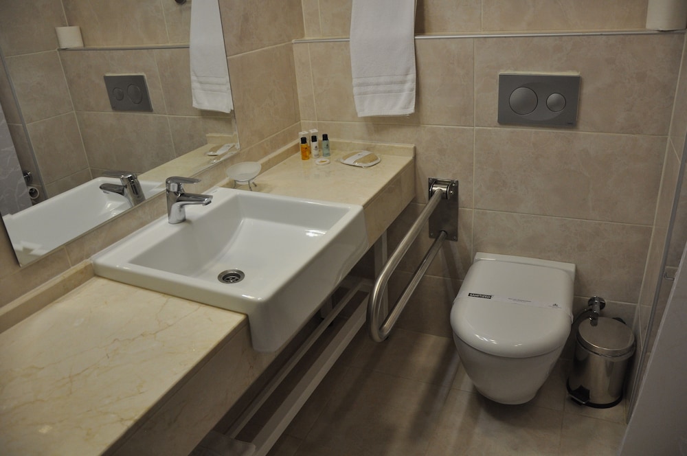 Grand Itimat Hotel 28/60
