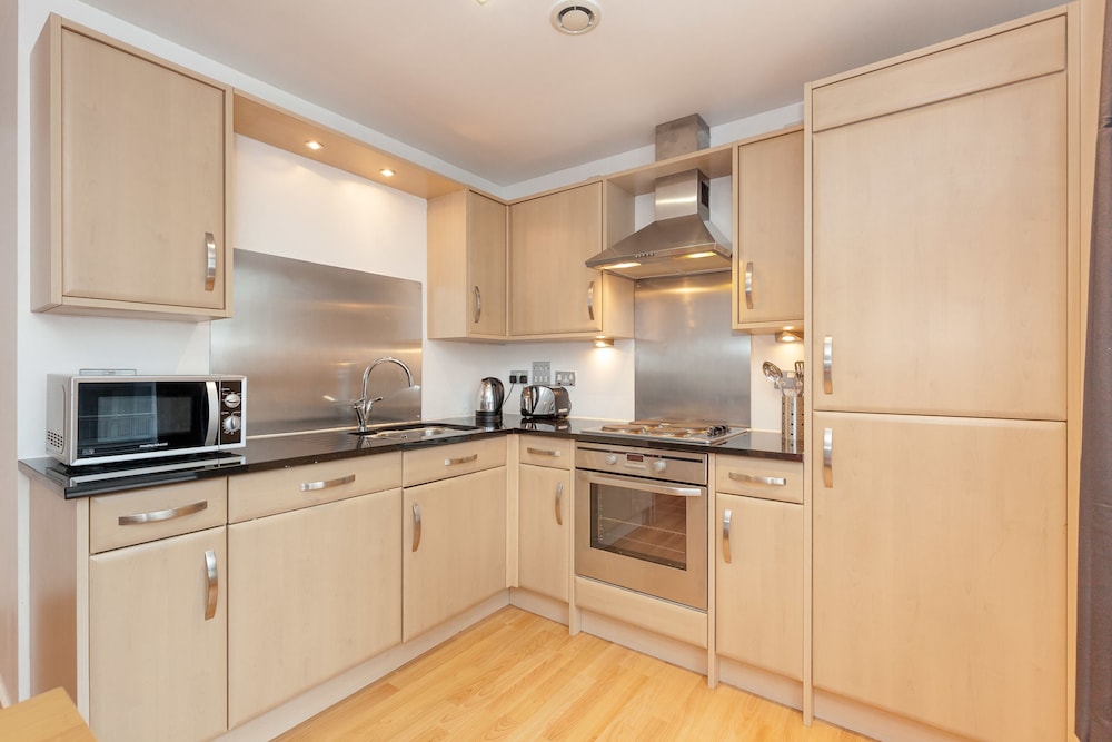 Stylish Apartment 5/16