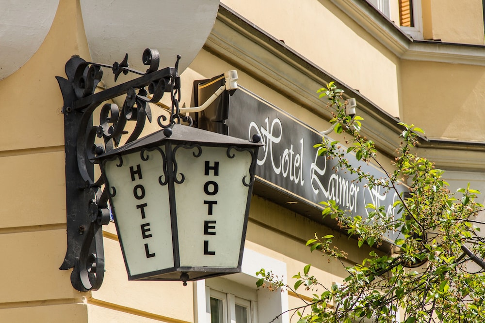 Hotel Laimer Hof Nymphenburg Palace Munich 7/60