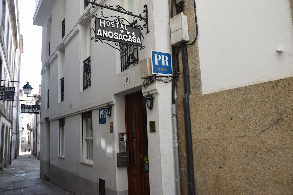 Anosa Casa Hostal 60/73