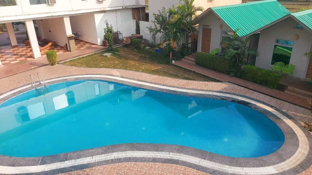 The Corbett View Resort 15/23
