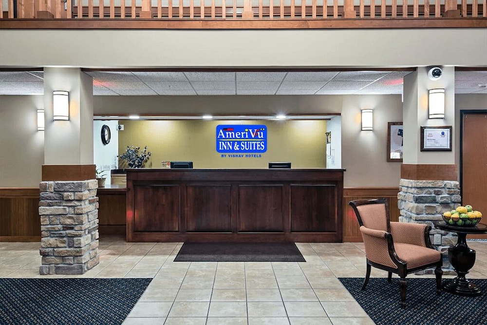 AmericInn by Wyndham Waconia 3/80