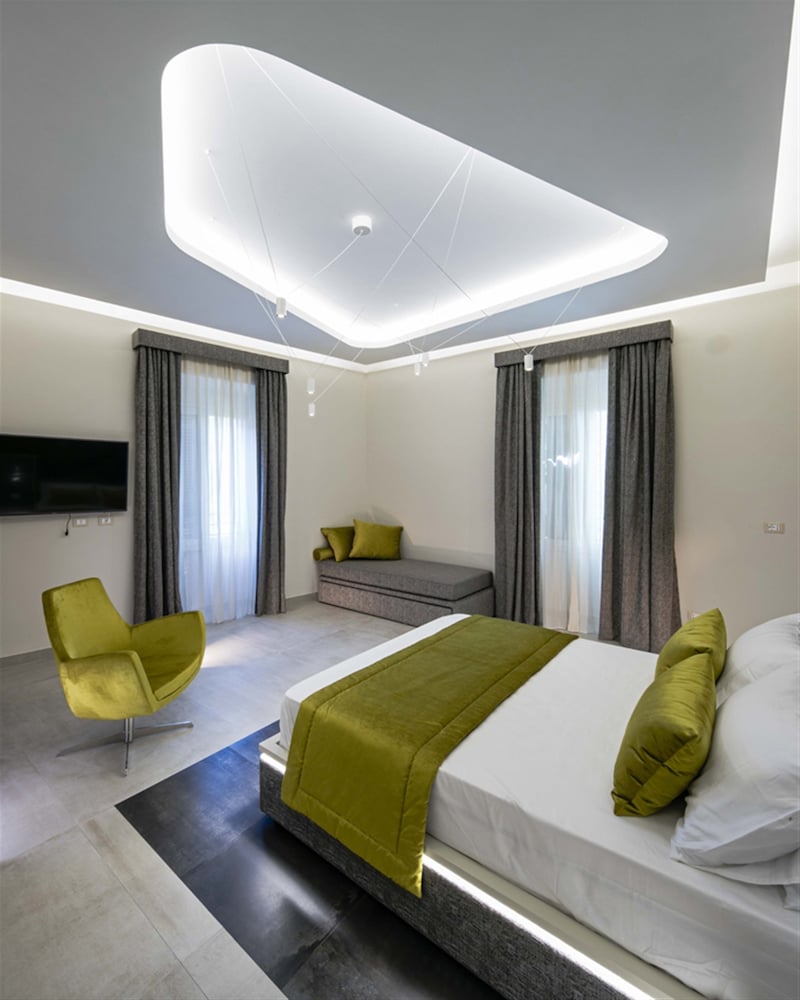 Via Veneto Luxury Suites 7/50