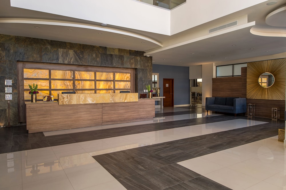 Ocean View Beach Hotel 7/51