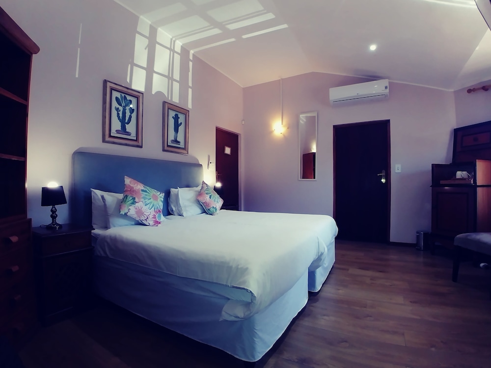 Winelands Villa Guesthouse 8/31