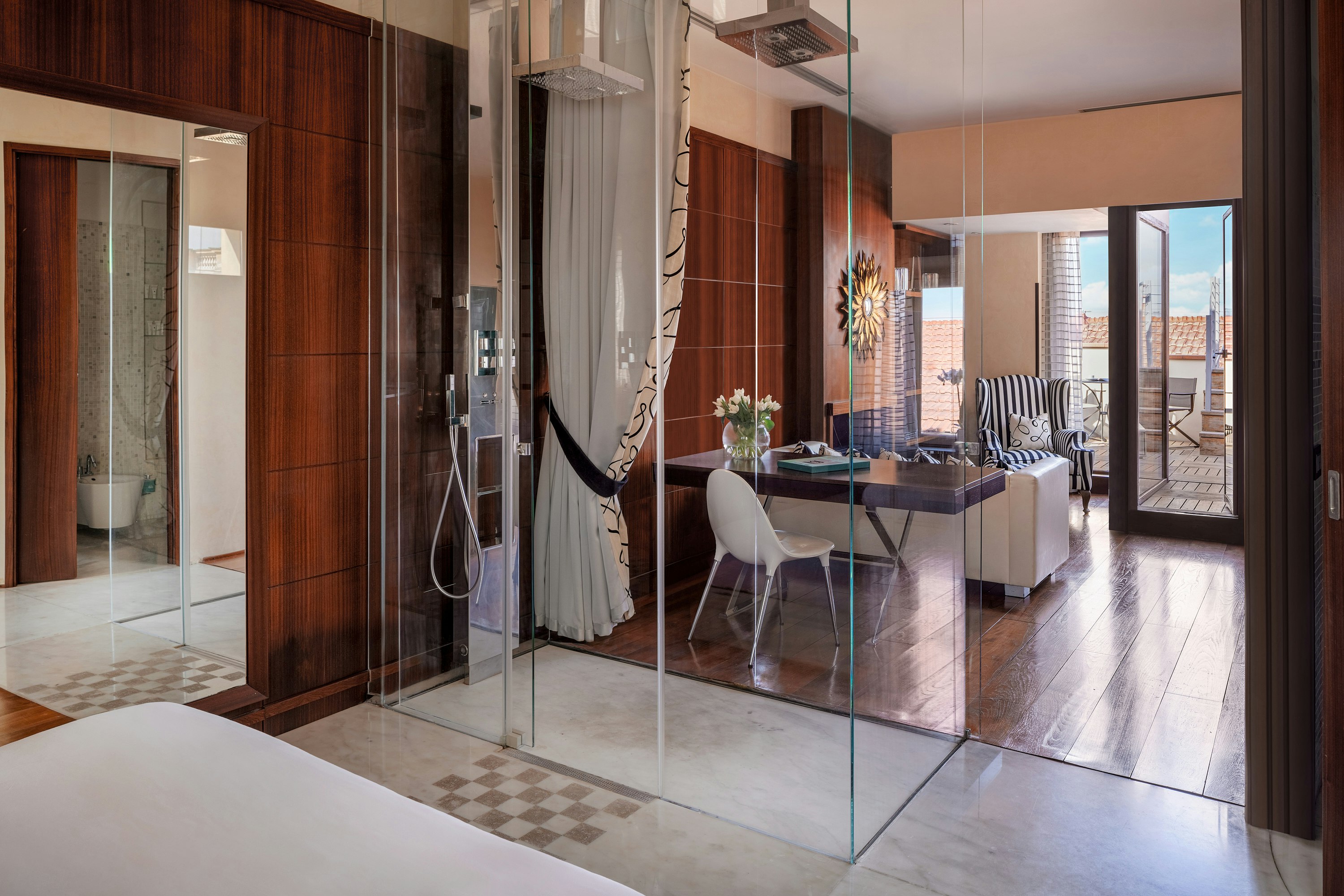 Room, City View, Open Space
