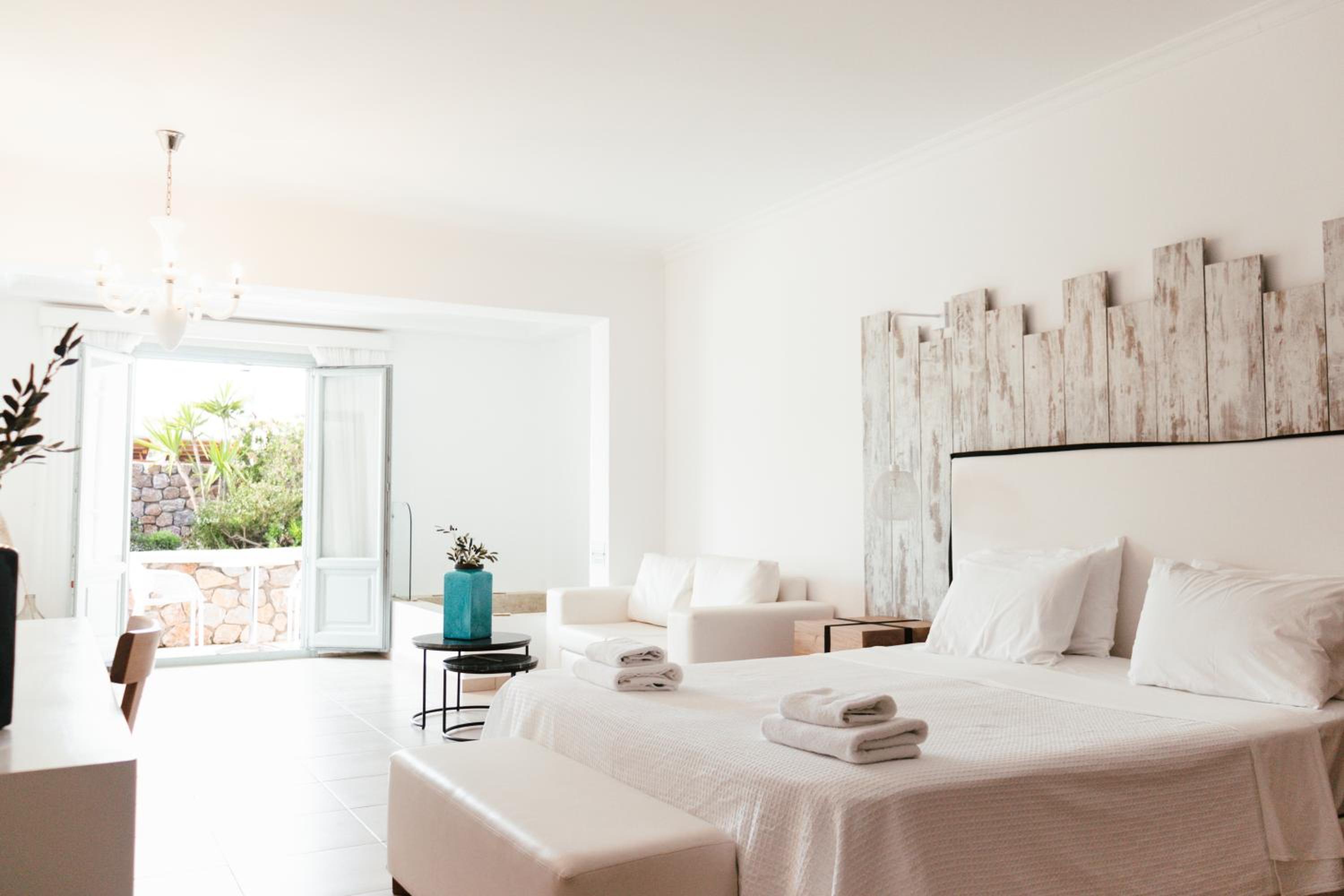 Junior Suite, Jetted Tub