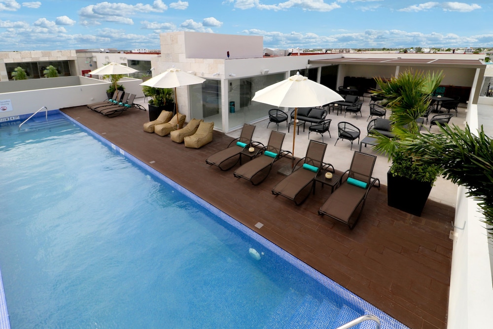 Holiday Inn Express And Suites Playa Del Carmen 写真1