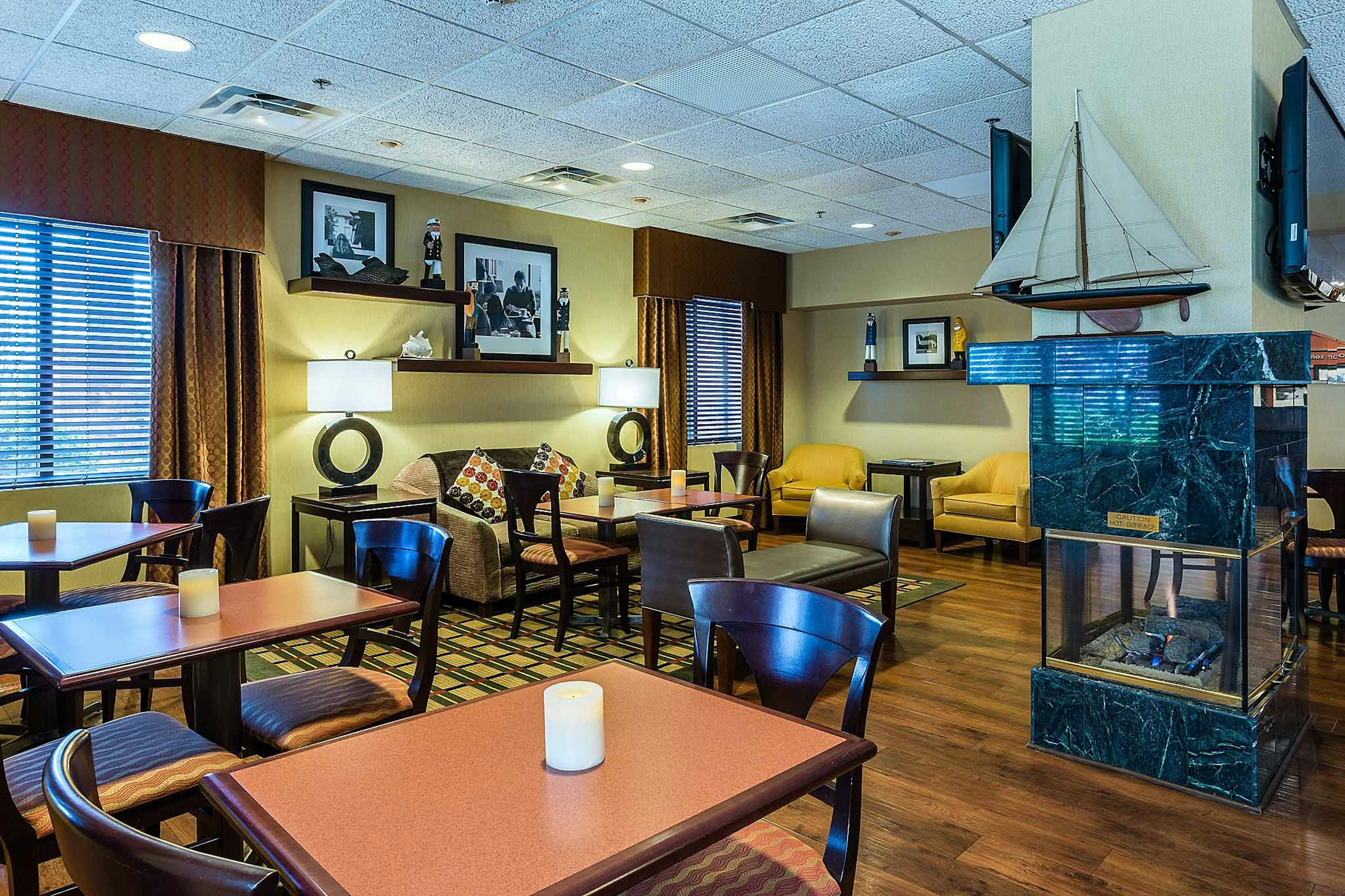 Hampton Inn Somerset, KY 39/50