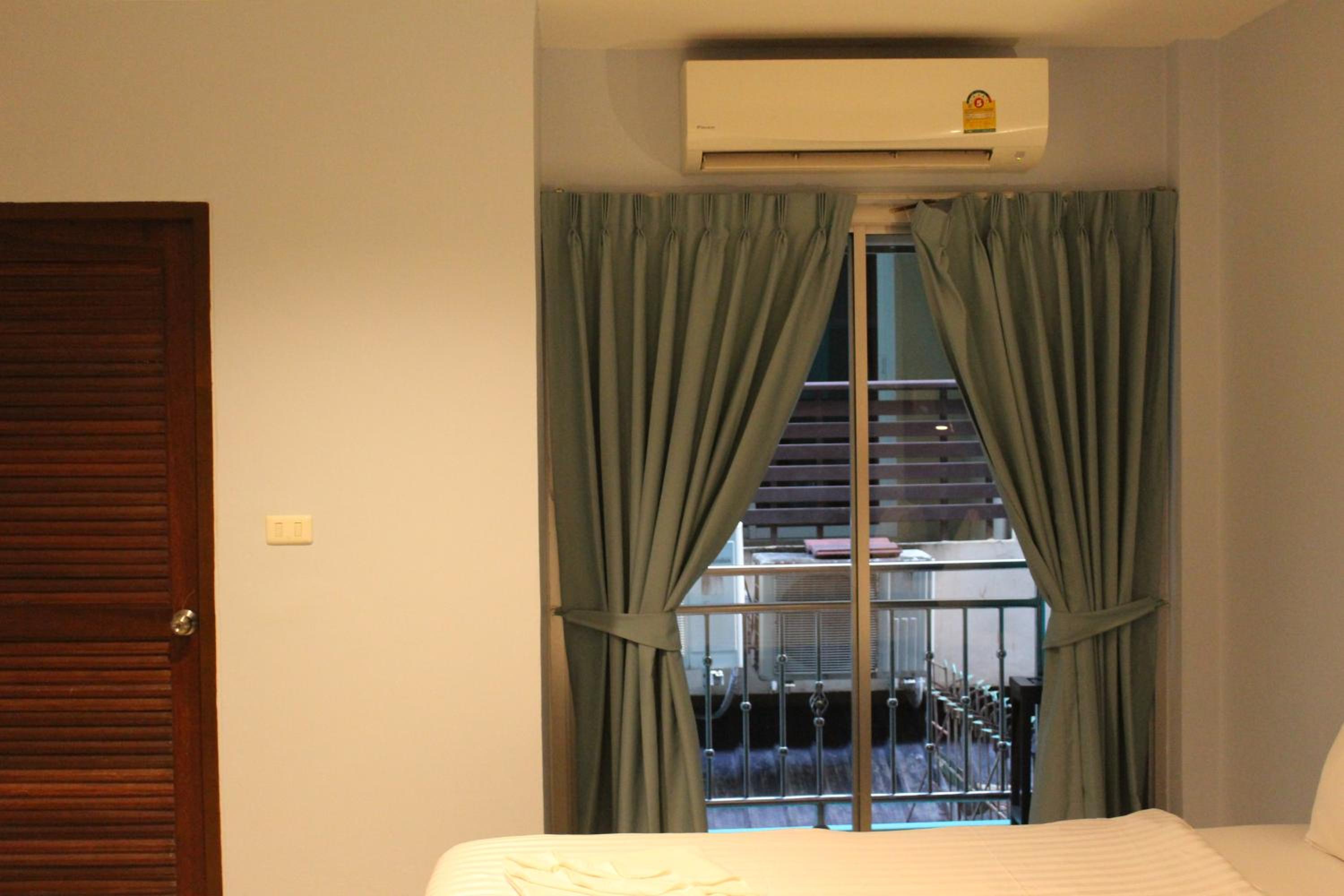 Deva Suites Patong Hotel 16/20