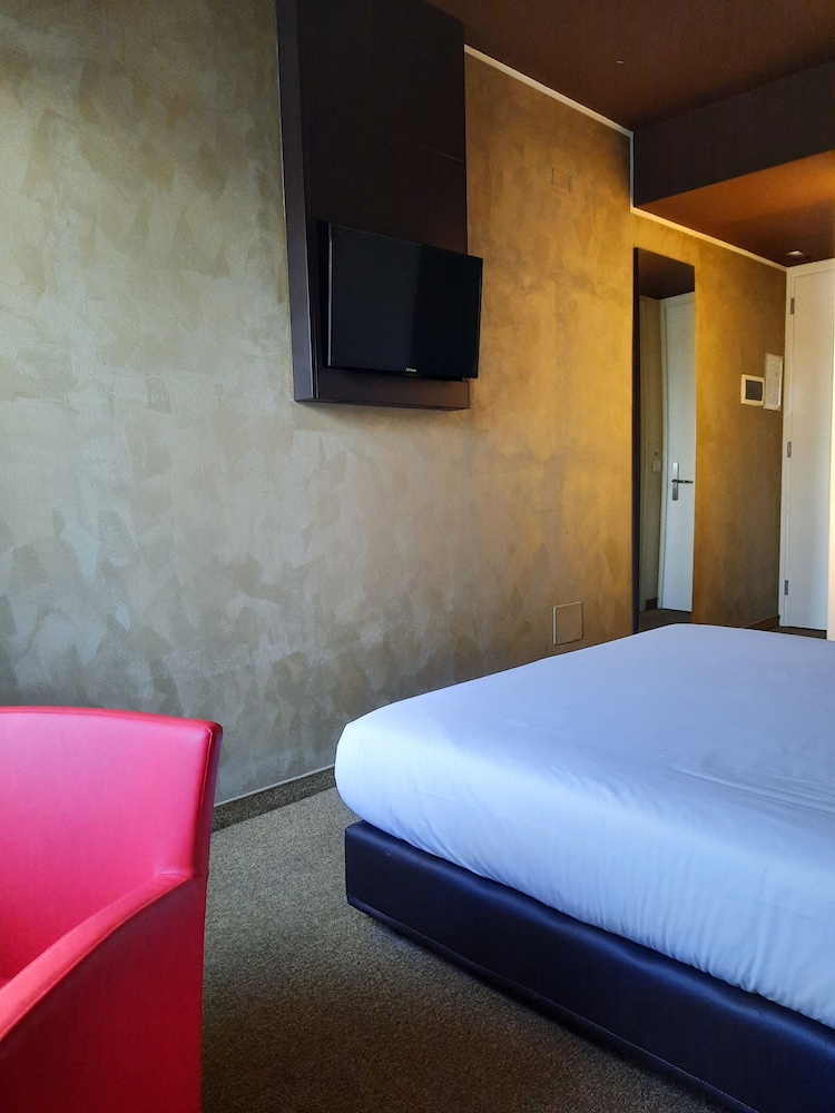 Best Western Continental 24/67