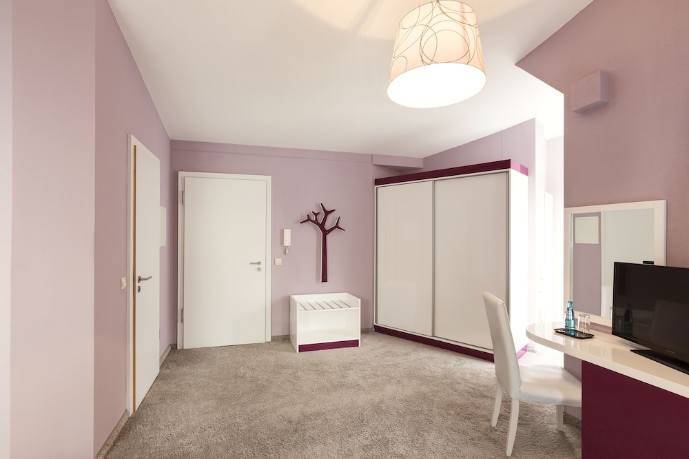 Empress Boutique Hotel 20/65
