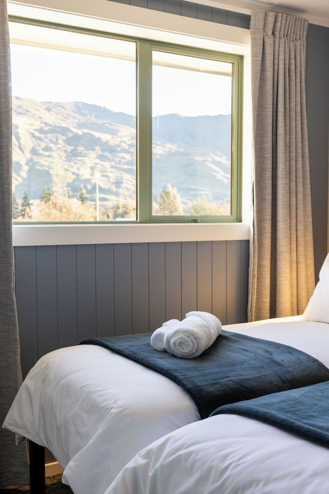 Haka House Wanaka 10/37