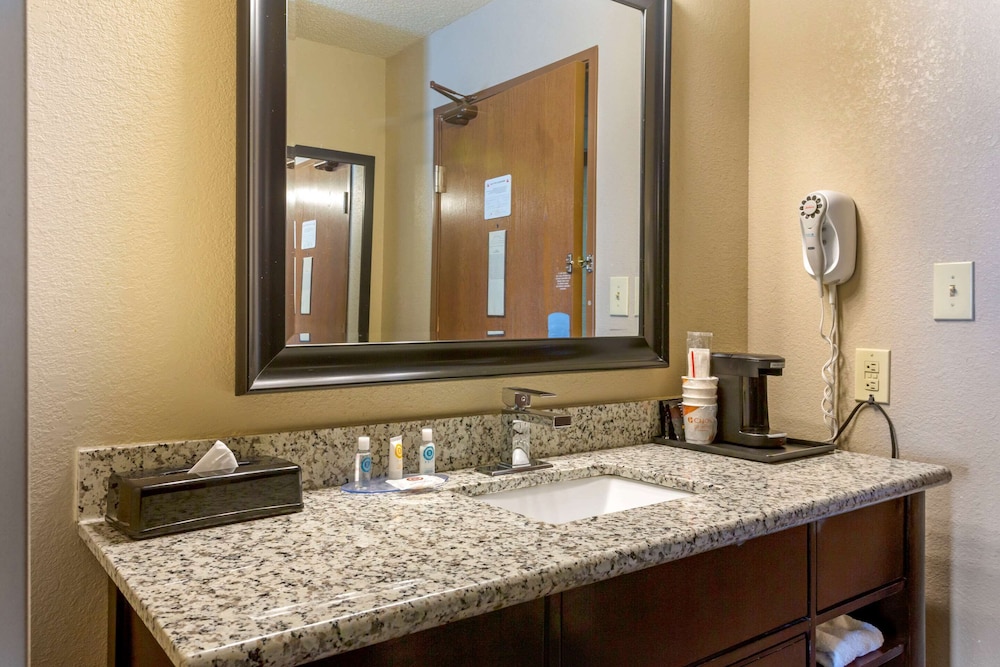 Comfort Inn West Valley - Salt Lake City South 22/40