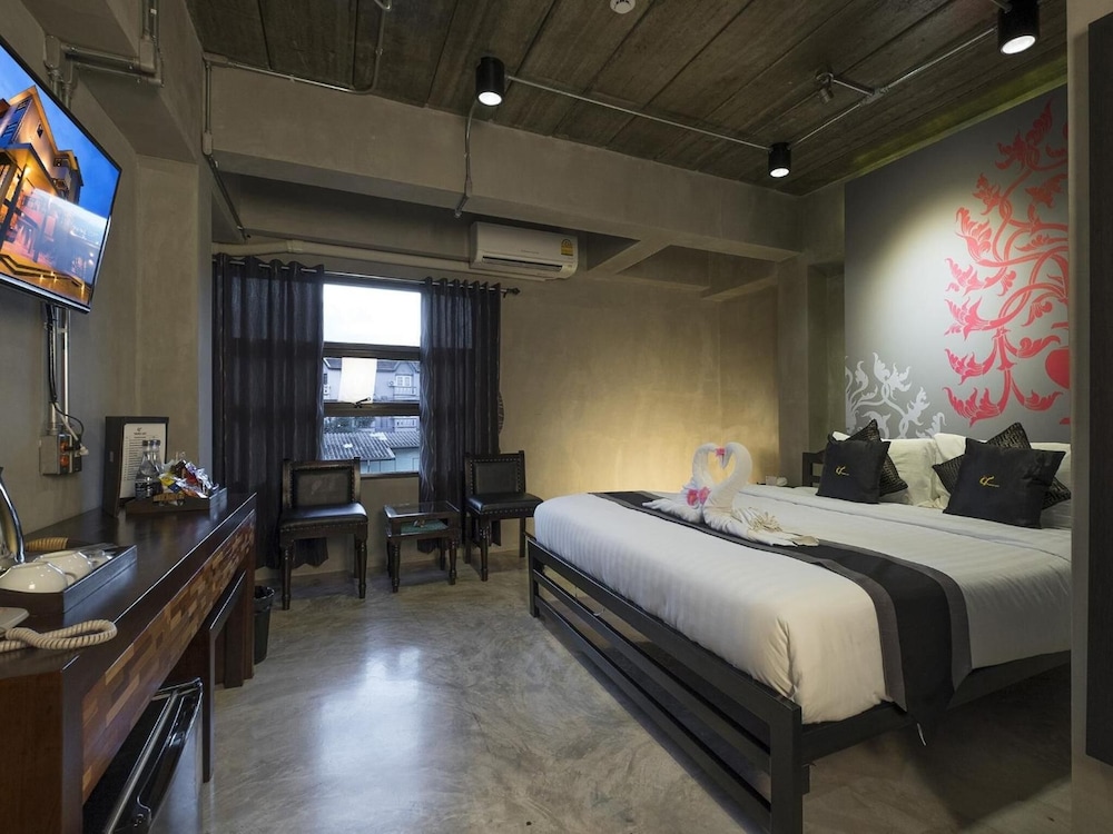 Thapae Loft 21/66