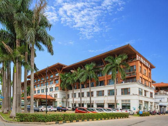Pearl Bay Seaview Hotel (Laojie Seaview) 37/37