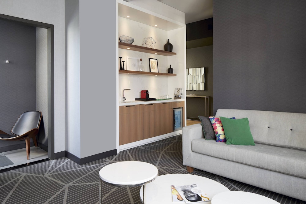 Renaissance Montreal Downtown Hotel 26/58