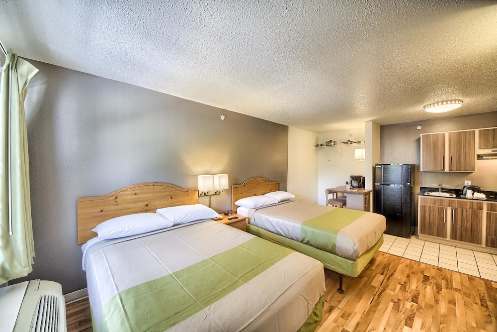 Studio 6 Extended Stay - San Antonio, TX - Medical Center 25/60