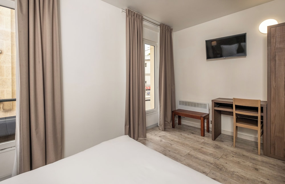 Hotel La Perle Montparnasse 16/33