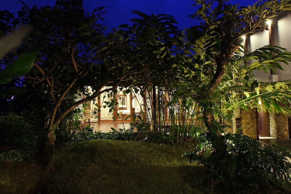 Swarapadi Villa 9/56