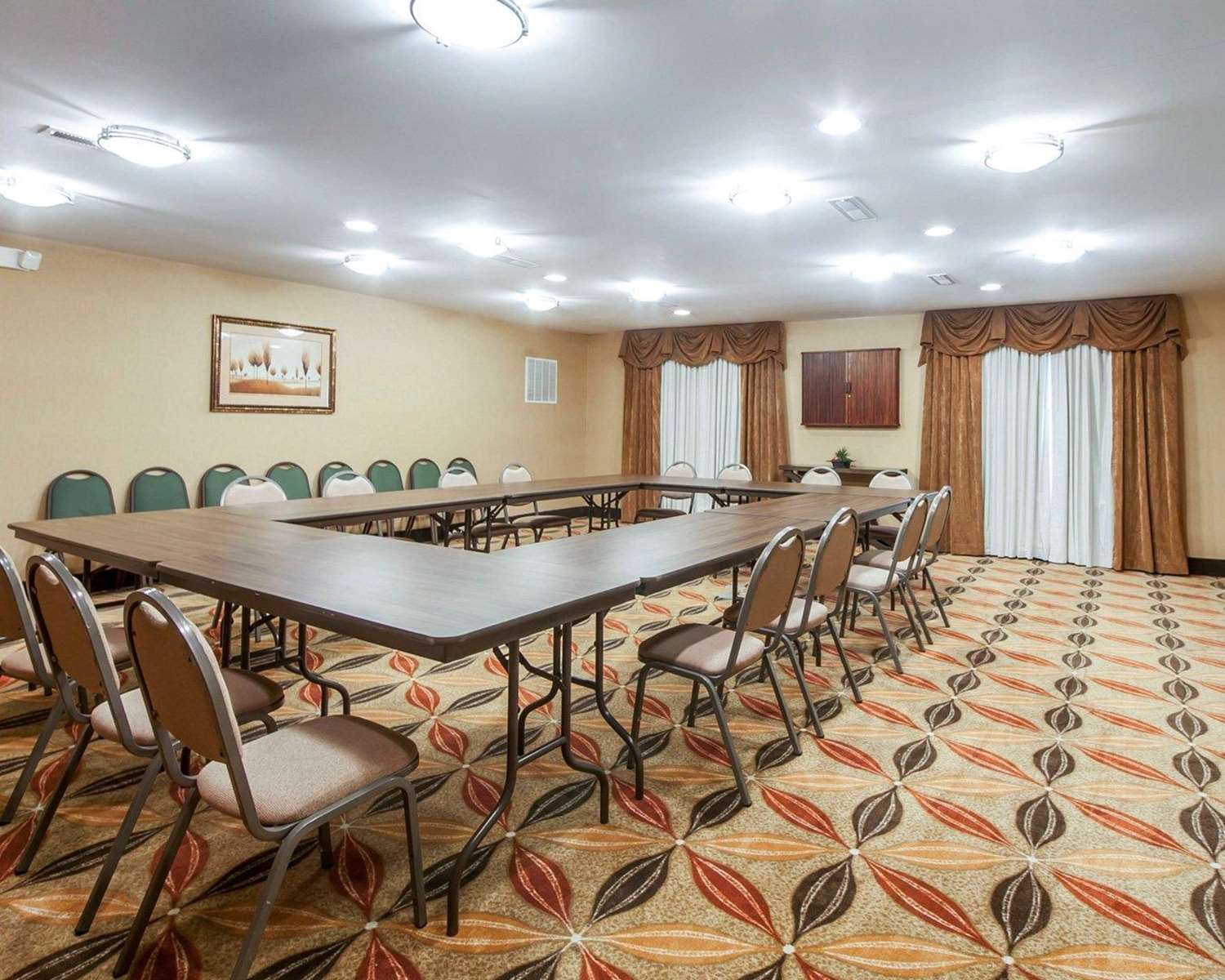 Comfort Suites Rome 8/21
