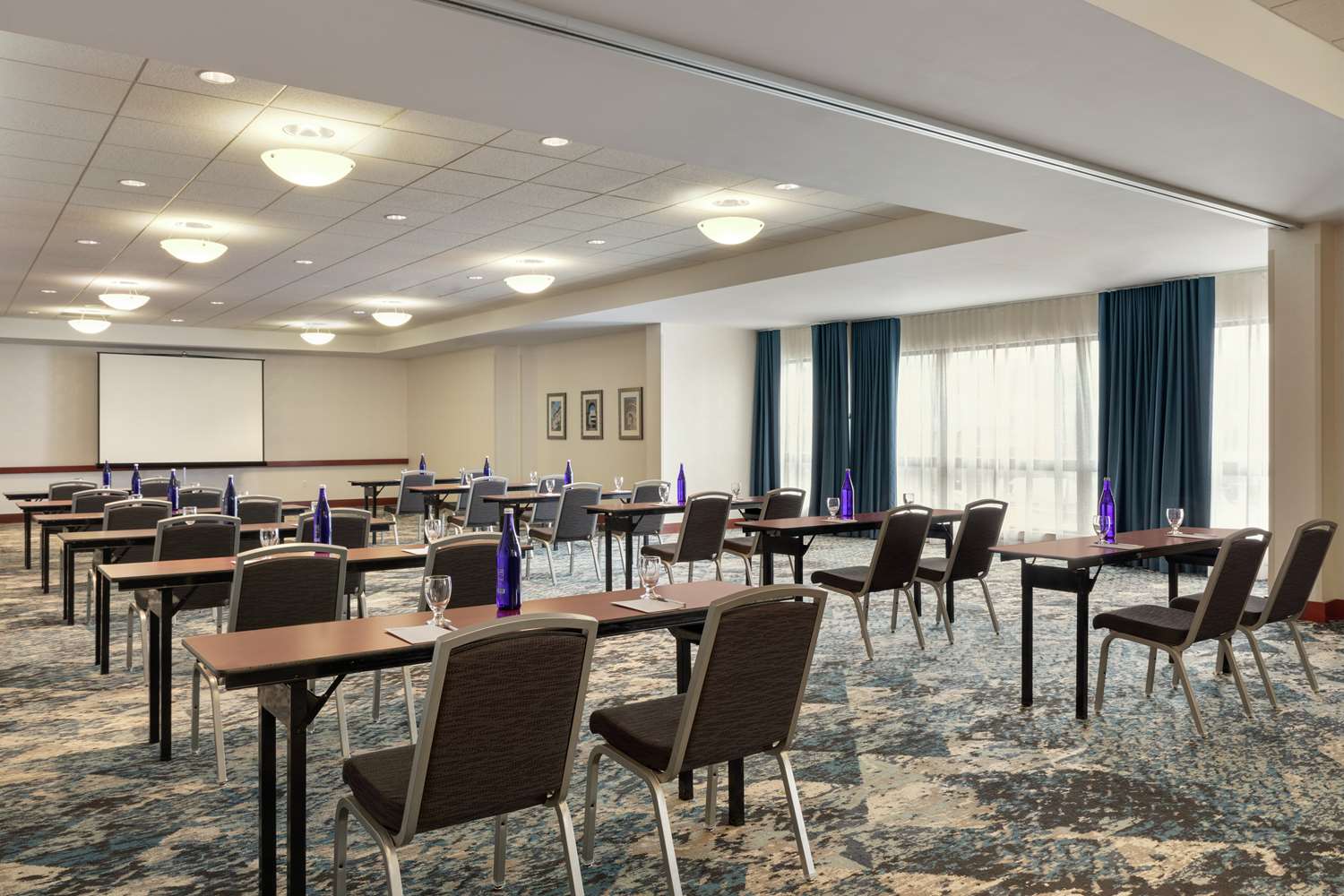 Hilton Garden Inn Troy 12/15