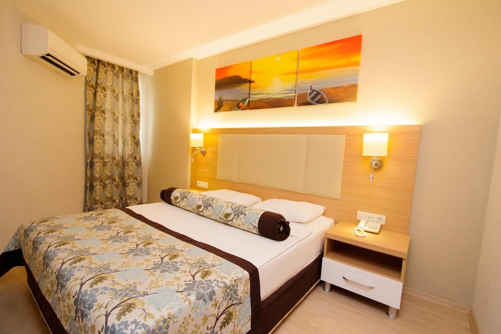 Blue Wave Suite Hotel - All Inclusive 11/49