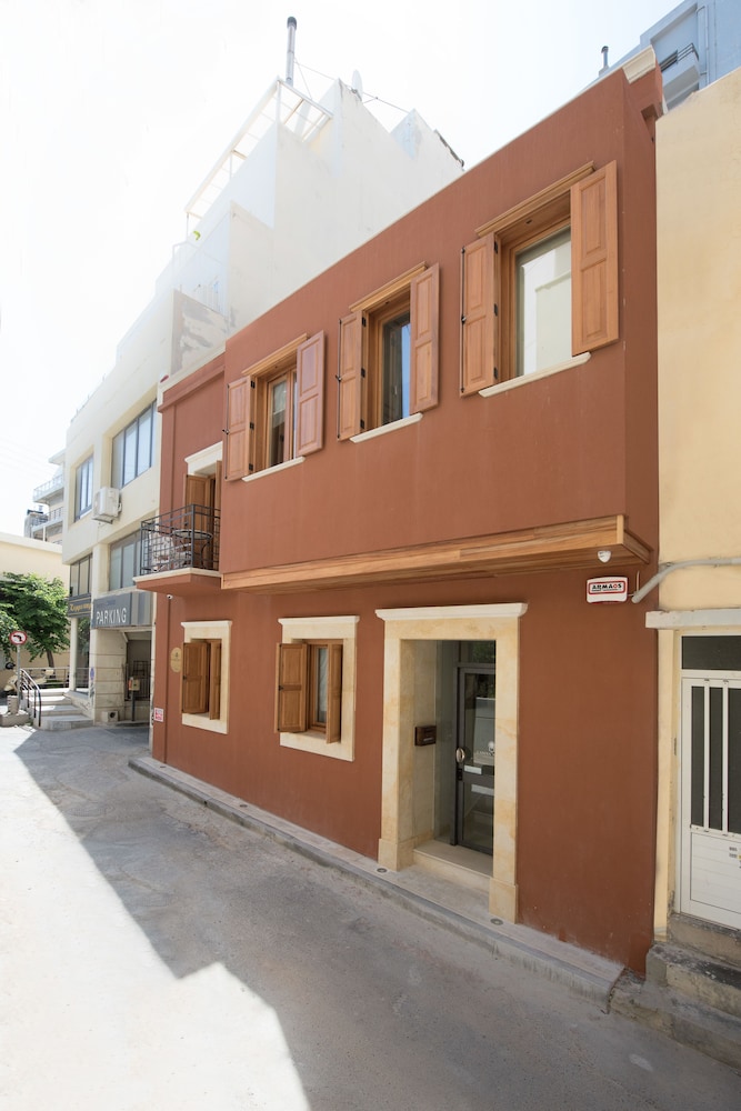 Candia Suites And Rooms 2/49