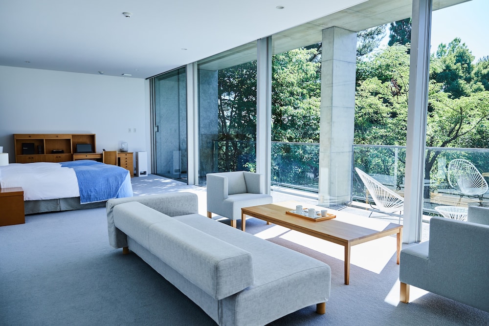 Suite, Twin Beds, Forest View, Outdoor Bath, Sofa
