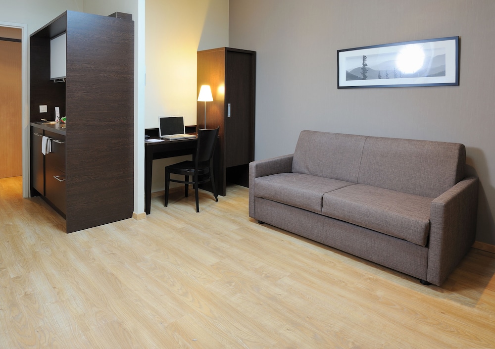 Residhome Grenoble Caserne de Bonne 31/74