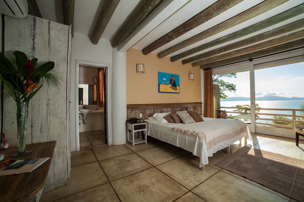 Resort Refugio Do Estaleiro 12/73