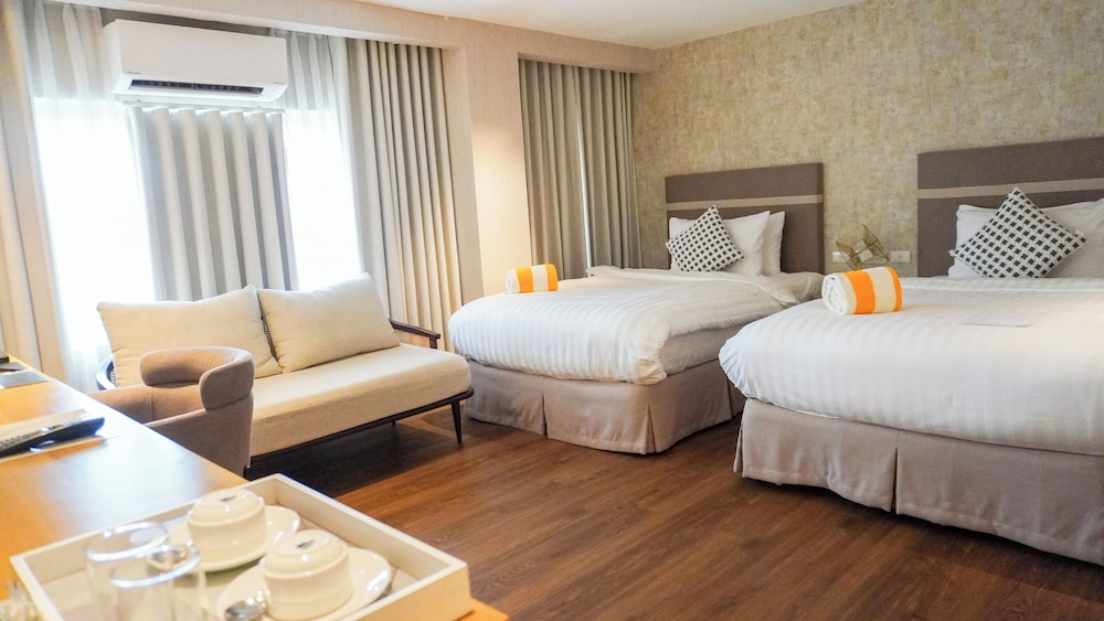 Hotel St. Ellis 20/64