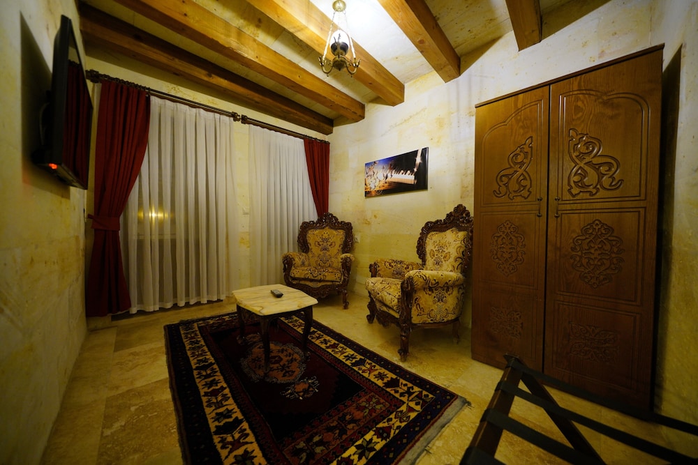 Balloon Cave Hotel 20/45