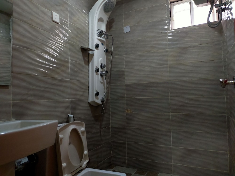 Boardwalk Hotel Wuse 2 23/23