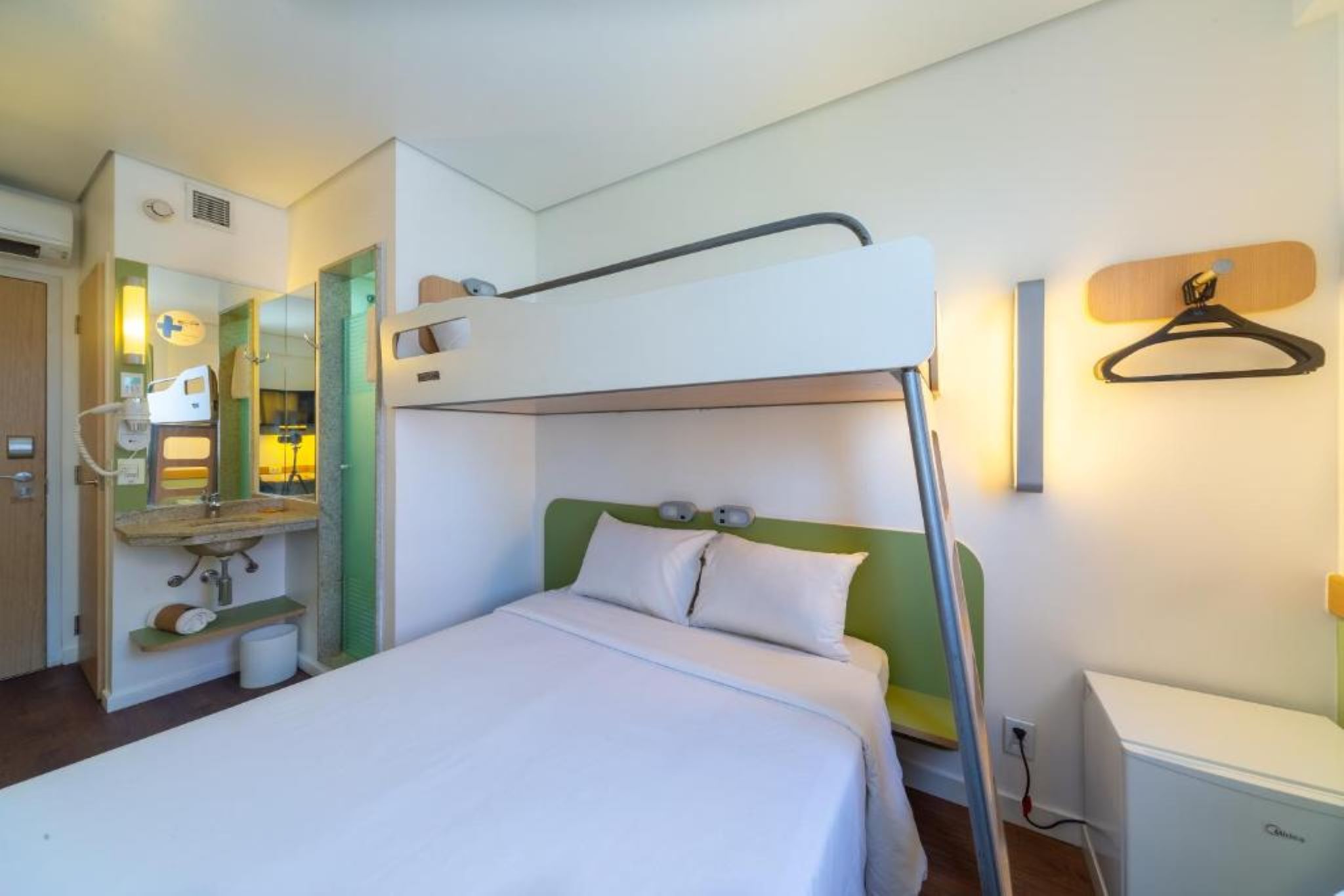 غرفة سوبيريور ثلاثية، Ibis Budget Manaus 6/6