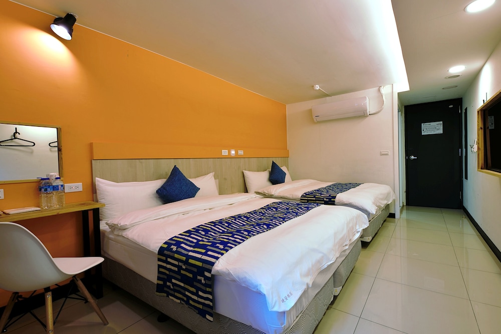 Hotel Good Night 10/49