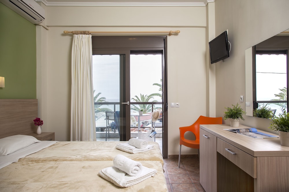 MAVRIDIS HOTEL 10/35