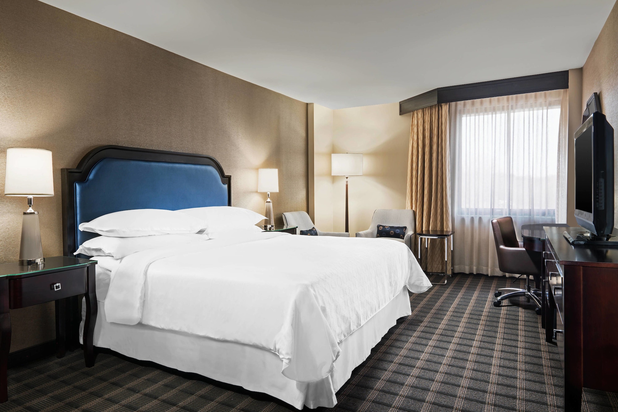 Room at Sheraton Charlotte Airport Hotel, CHARLOTTE - NC