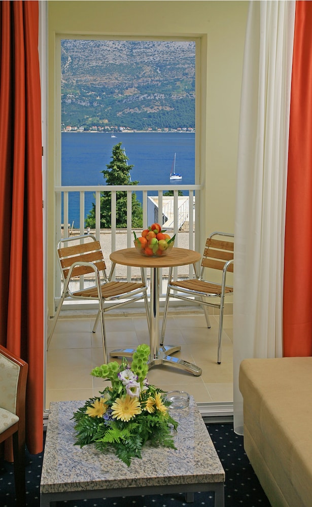 Marko Polo Maradiso Hotel by Aminess 60/72