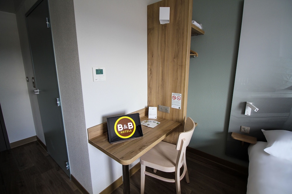 B And B Hotel Montelimar Sud 20/38
