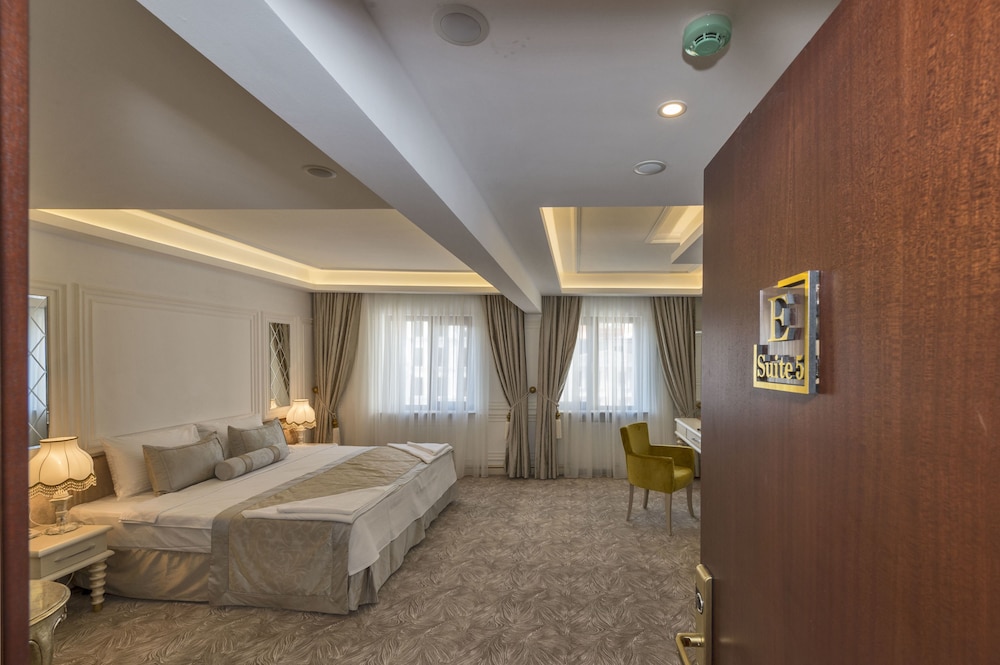 Eskar Hotel 15/78