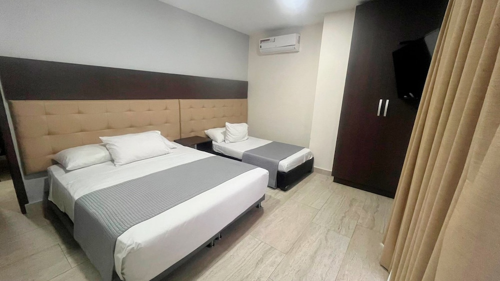 Ramada Cucuta 10/28