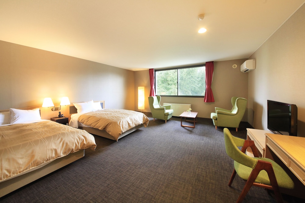 DELUXE, TWIN BEDS