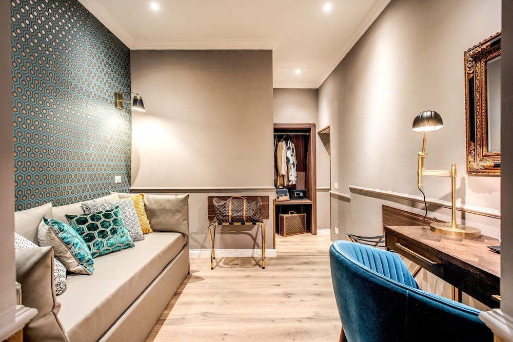 Tree Charme Parliament Boutique Hotel 32/73