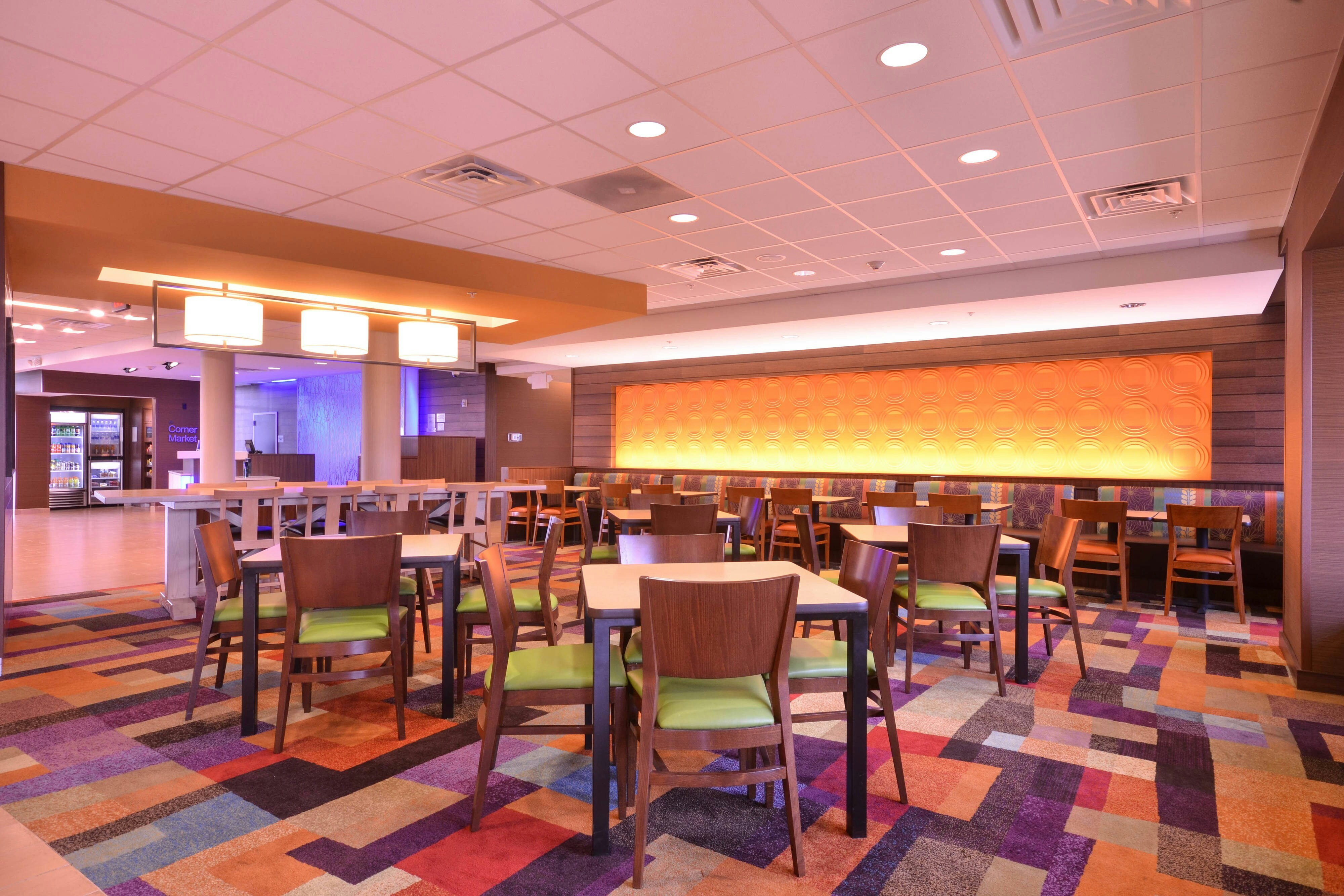 Fairfield Inn Suites St Louis Pontoon Beach Granite City 27/37
